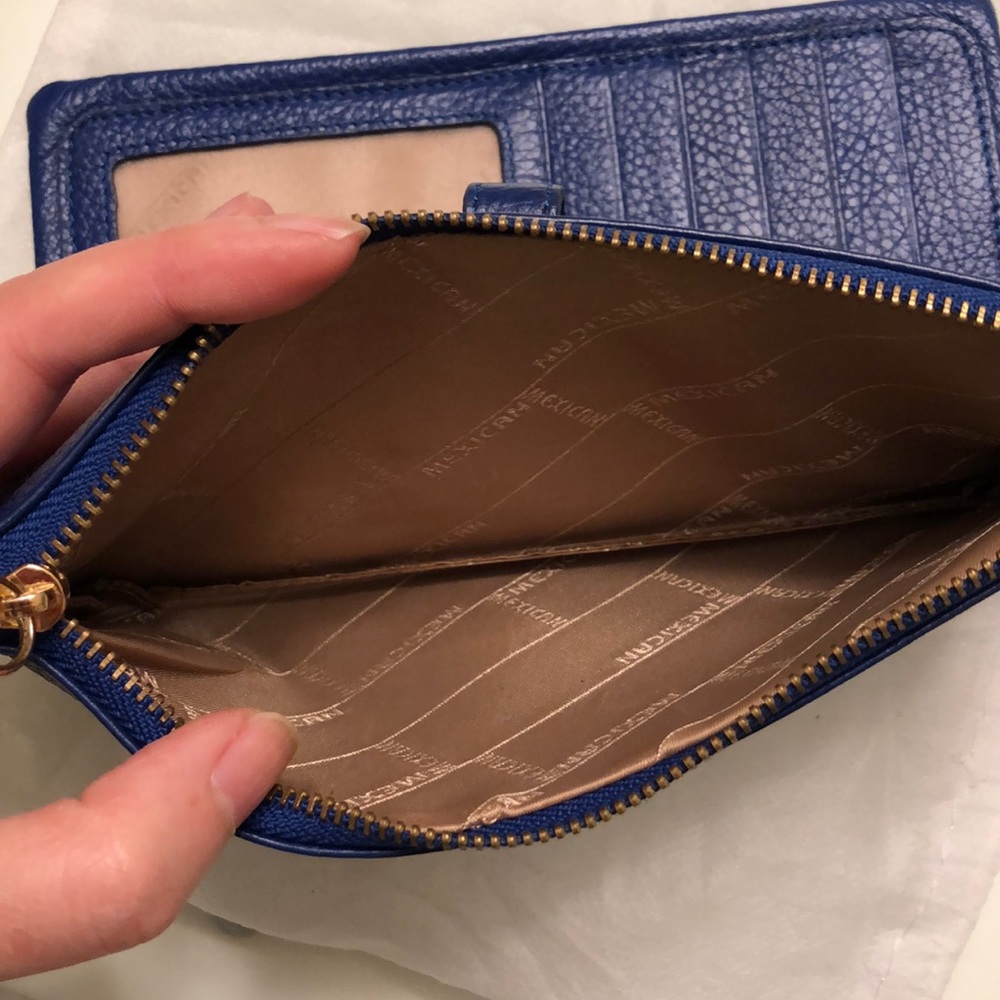 Leather Wallet - Picture 6 of 8